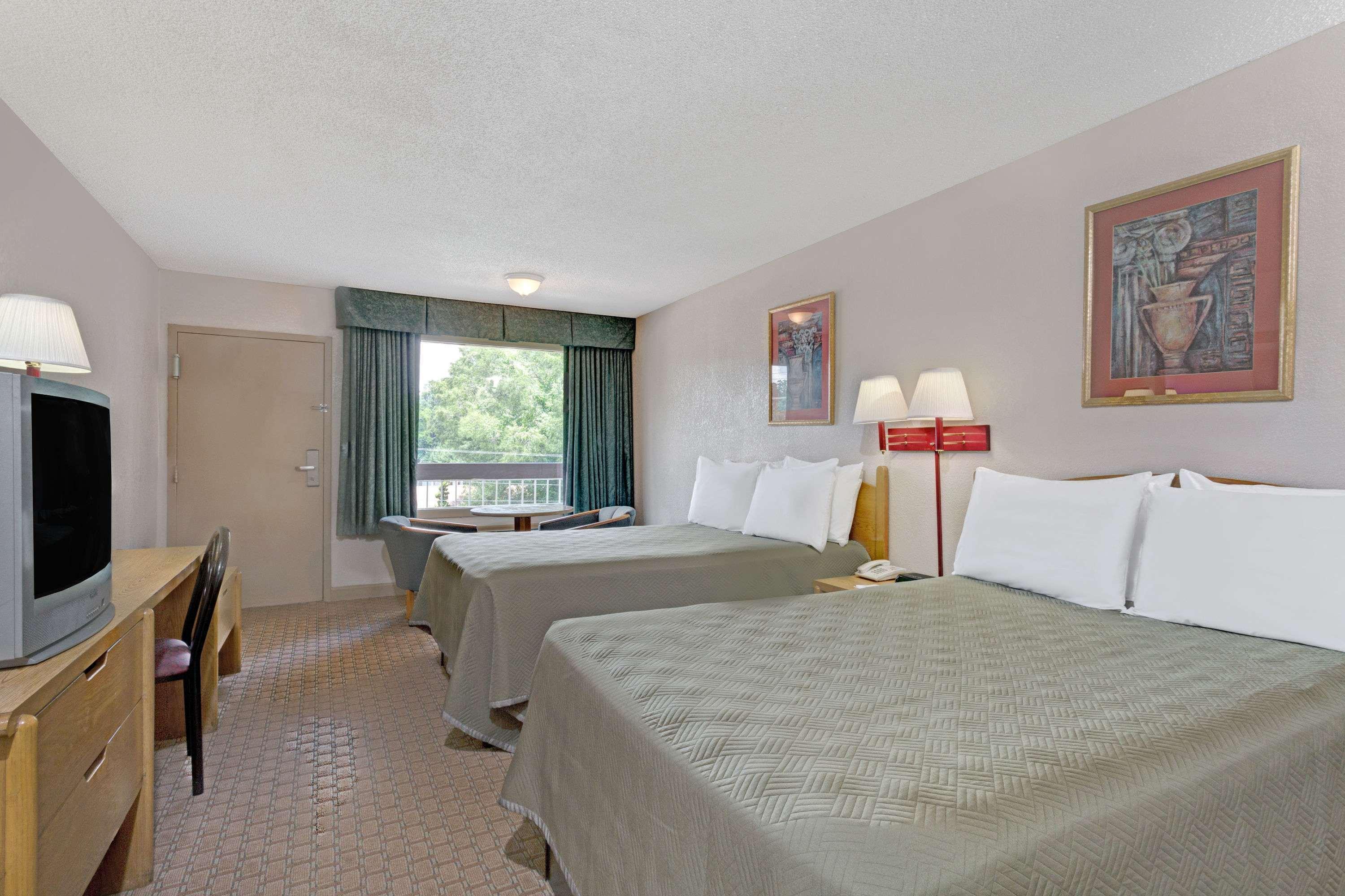 Travelodge By Wyndham Williamsburg Colonial Area Esterno foto